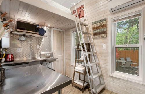Roswell Casa | Modern Tiny Cabin for two