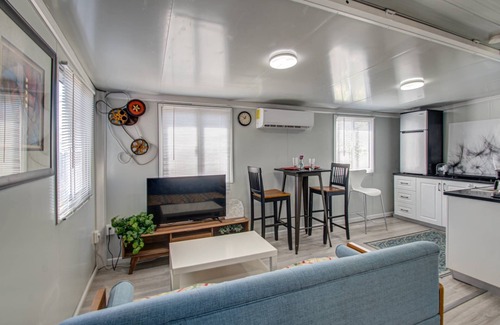 Garfield Casa | Modern Tiny Home in Historic Garfield District | Same Day Bookings Available! Convention Center