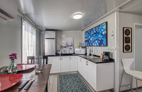 Garfield Casa | Modern Tiny Home in Historic Garfield District | Same Day Bookings Available! Convention Center