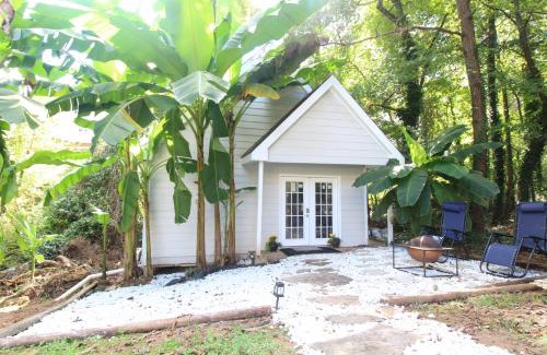 Lithonia Casa | Modern Tiny House Experience