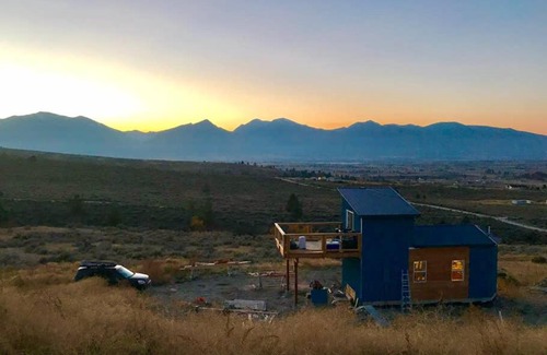 Stevensville Casa | Modern Tiny House With Spectacular Views