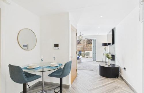 Royal Tunbridge Wells Casa | Modern Townhouse Sleeps 6