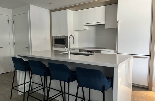 Southeast False Creek Casa | Modern Townhome by the Seawall