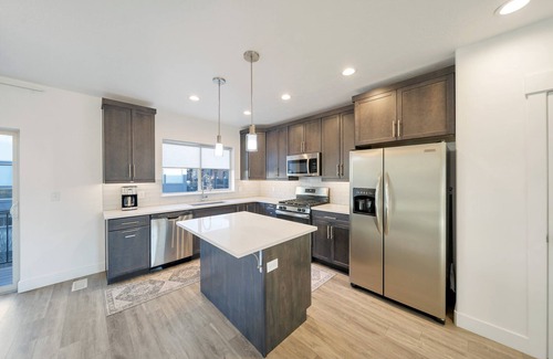 Millcreek Casa | Modern Townhome By Trax Station, Close to Ski & Downtown, EV Charger & Flex Room