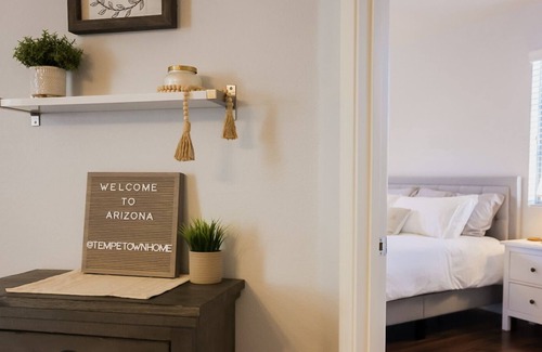 Mesa Grande Casa | Modern Townhome walking distance to Cubs Spring Training!