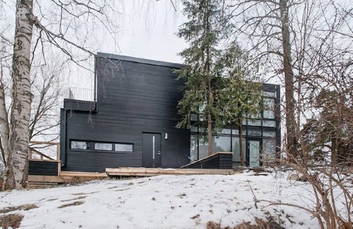 Sollentuna Casa | Modern townhouse on Arlanda - Stockholm metro line