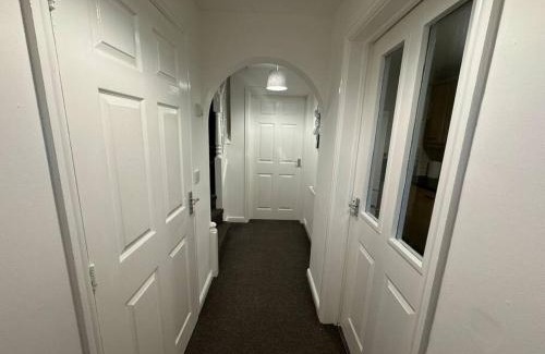 Wellingborough Casa | Modern TownHouse - 3 bed 2.5 bath 2 Private Gated Parking