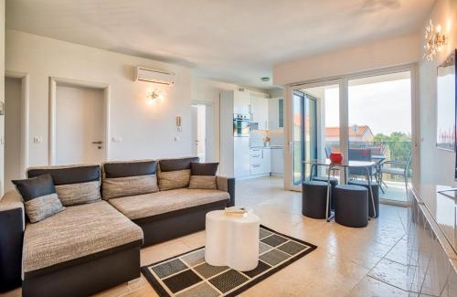 Borik Apartamento | Modern Townhouse Apartments Borik (4286)