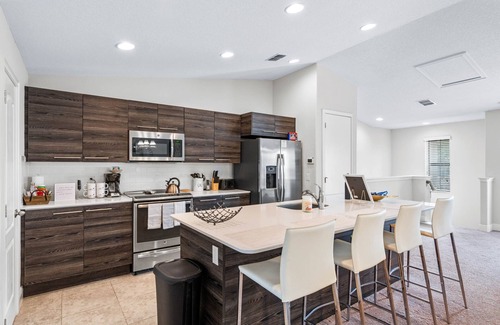 Haines City Casa | Modern Townhouse, Balmoral Resort Haines City Vacation Rentals