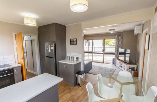 Twizel Casa | Modern Twizel Escape