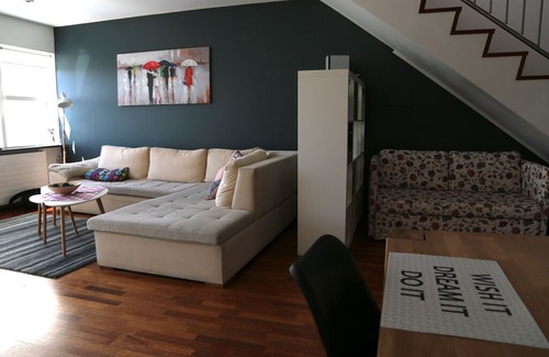 Reykjavik Apartamento | Modern two floors apartment close to city center in the quiet neighbourhood