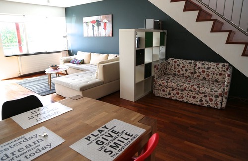 Reykjavik Apartamento | Modern two floors apartment close to city center in the quiet neighbourhood