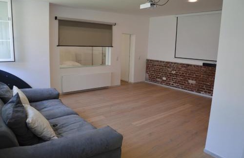 Gemarkung Barmen Apartamento | Modern und Ruhig in Wuppertal mit Heimkino-Beamer! Top Ausstattung und Privatparkplatz an der Unterkunft