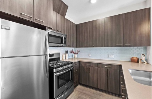 Downtown Apartamento | Modern - Universal Stdios/Americana 2BD2BTH APT