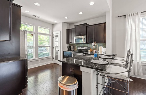 Charlotte Casa | Modern Upscale Farmhouse- in Uptown CLT!