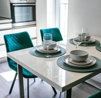 Presov Apartamento | Modern Urban Flat Prešov - Near Downtown, Parking