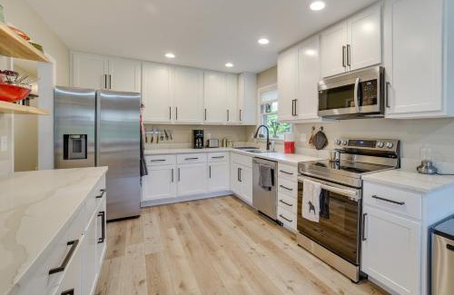 Urbana Casa | Modern Urbana Home 2 Mi to University of Illinois