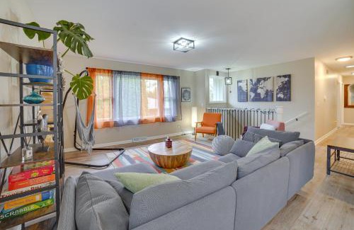Urbana Casa | Modern Urbana Home 2 Mi to University of Illinois