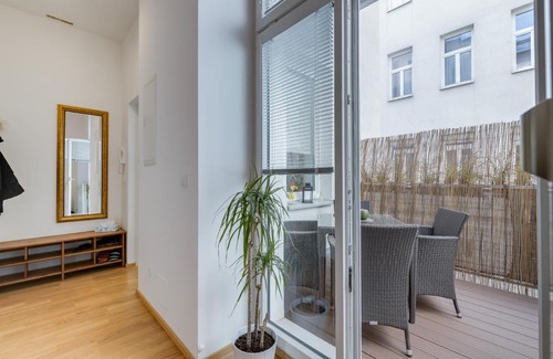 Neubau Apartamento | Modern Vienna