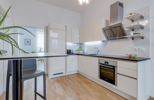 Neubau Apartamento | Modern Vienna
