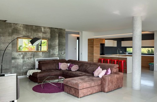 Farini Villa | Villa Aria by Villas Guide