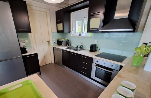 Kampia Villa | Villa moderna para 1 a 6 personas, piscina privada, hermosas vistas al mar y la montaña