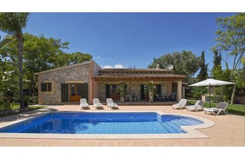 Crestatx Casa | Modern Villa in Pine Forests