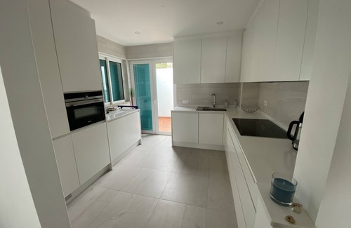 Prainha Villa | Modern villa, swimming pool and walking 5 minutes to the beach, no traffic.