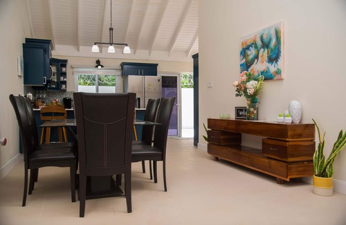 Mammee Bay Casa | Modern Villa with private backyard pool