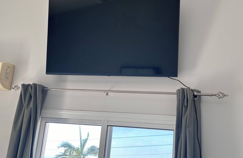 Emba Villa | Villa moderna con piscina privada aislada y acceso a internet wi-fi de alta velocidad