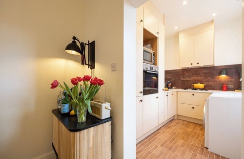 Offerton Casa | Modern vintage, pet-friendly 2-bedroom house in Stockport