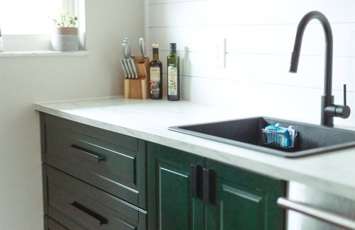 Westerville Apartamento | Modern, Warm, Chic Flat in Westerville