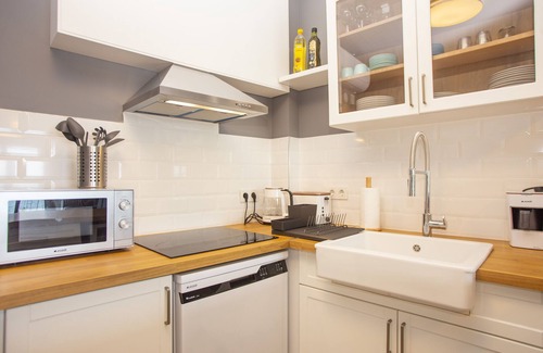 Kabatas Condominio | Modern Waterfront Apt. with a Striking View