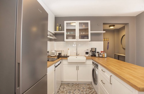 Kabatas Condominio | Modern Waterfront Apt. with a Striking View