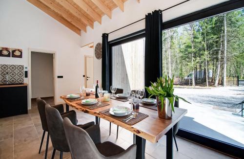 Biron Chalet De Esquí | Modern Wellness Stay, Érezée