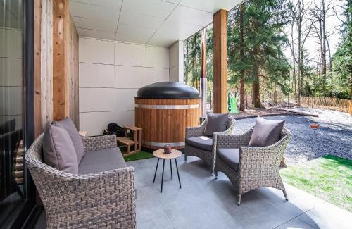 Biron Chalet De Esquí | Modern Wellness Stay, Érezée