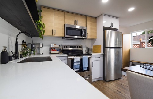 Arbor Heights Casa | Modern West Seattle Bungalow