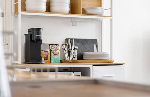 High Point Condominio | Modern West Seattle Studio Near Parks & Beaches