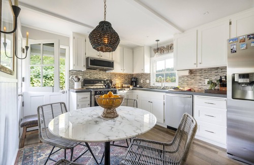 Healdsburg Casa | Casa moderna del vino del campo en Healdsburg histórico, ubicación del premiere