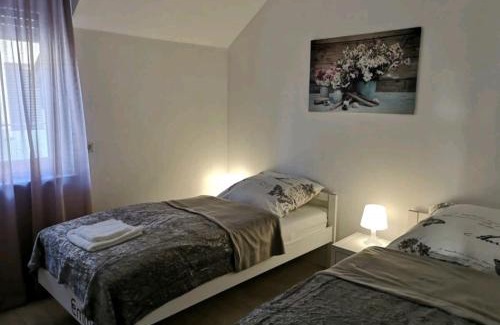 Bad Oeynhausen Apartamento | Modern Wohnen I Parkplatz I Wlan I Netflix I Balkon I 6 Schlafplätze