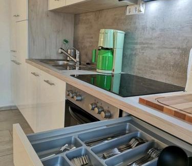 Bad Oeynhausen Apartamento | Modern Wohnen I Parkplatz I Wlan I Netflix I Balkon I 6 Schlafplätze