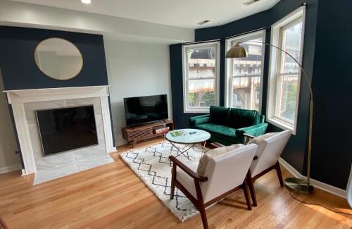 Lakeview Casa | Modern Wrigley Oasis with Parking!