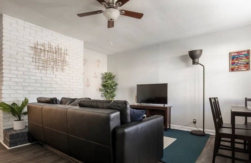 Smoketown Jackson Casa | Modern yet historic 3BR House by CozySuites