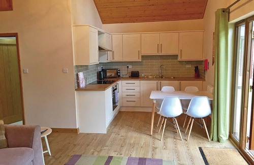 Upwood Chalet De Esquí | 2 bedroom accommodation in Ramsey, Nr Huntingdon
