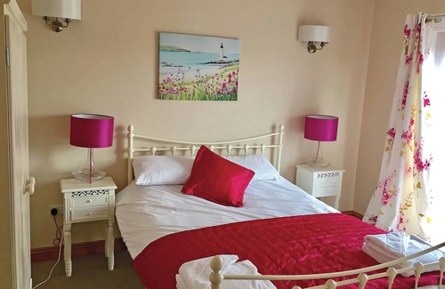 Upwood Chalet De Esquí | 2 bedroom accommodation in Ramsey, Nr Huntingdon