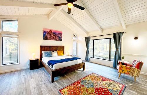 Oakhurst Casa | Modern Yosemite Cabin, 15min Bass Lake, Sleeps 8