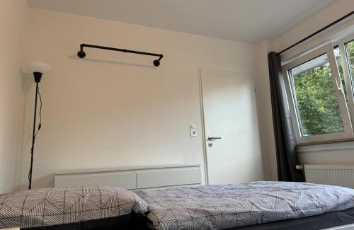 Leverkusen Apartamento | Modern & Zentral in Lev, schnell in Köln DDorf, schnelles WIFI, Netflix