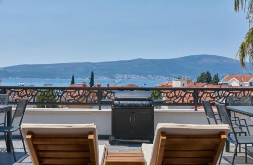 Donja Lastva Apartamento | Moderna Luxury Apartments with HEATED pool