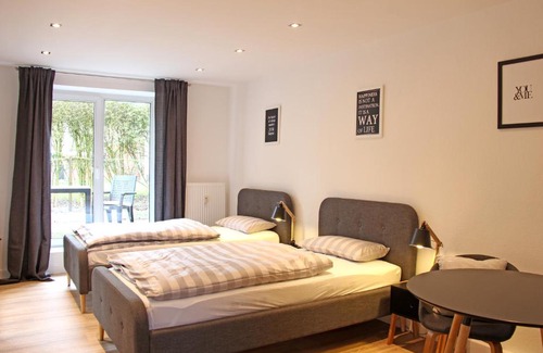 Region Hannover District Apartamento | Moderne 1-Zimmer Wohnung mit Terasse, Küche, Bad mit Dusche, TV & WIFI