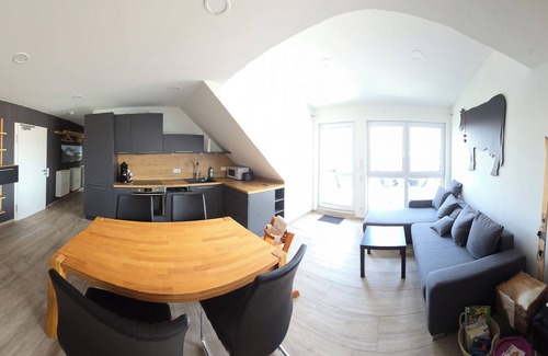 Gunzenhausen Apartamento | Moderne 3 Zimmer Wohnung Panorama mit Großem Balkon für 4P. + Wifi und Parkplatz